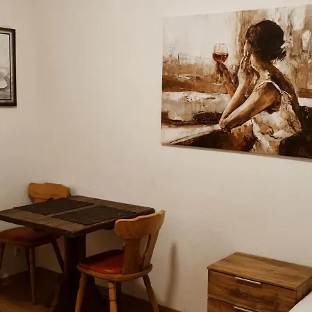Othman Goettinger Strasse 63 1 Og L הנובר
