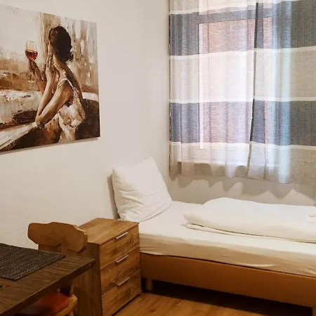Othman Goettinger Strasse 63 1 Og L Daire Hannover